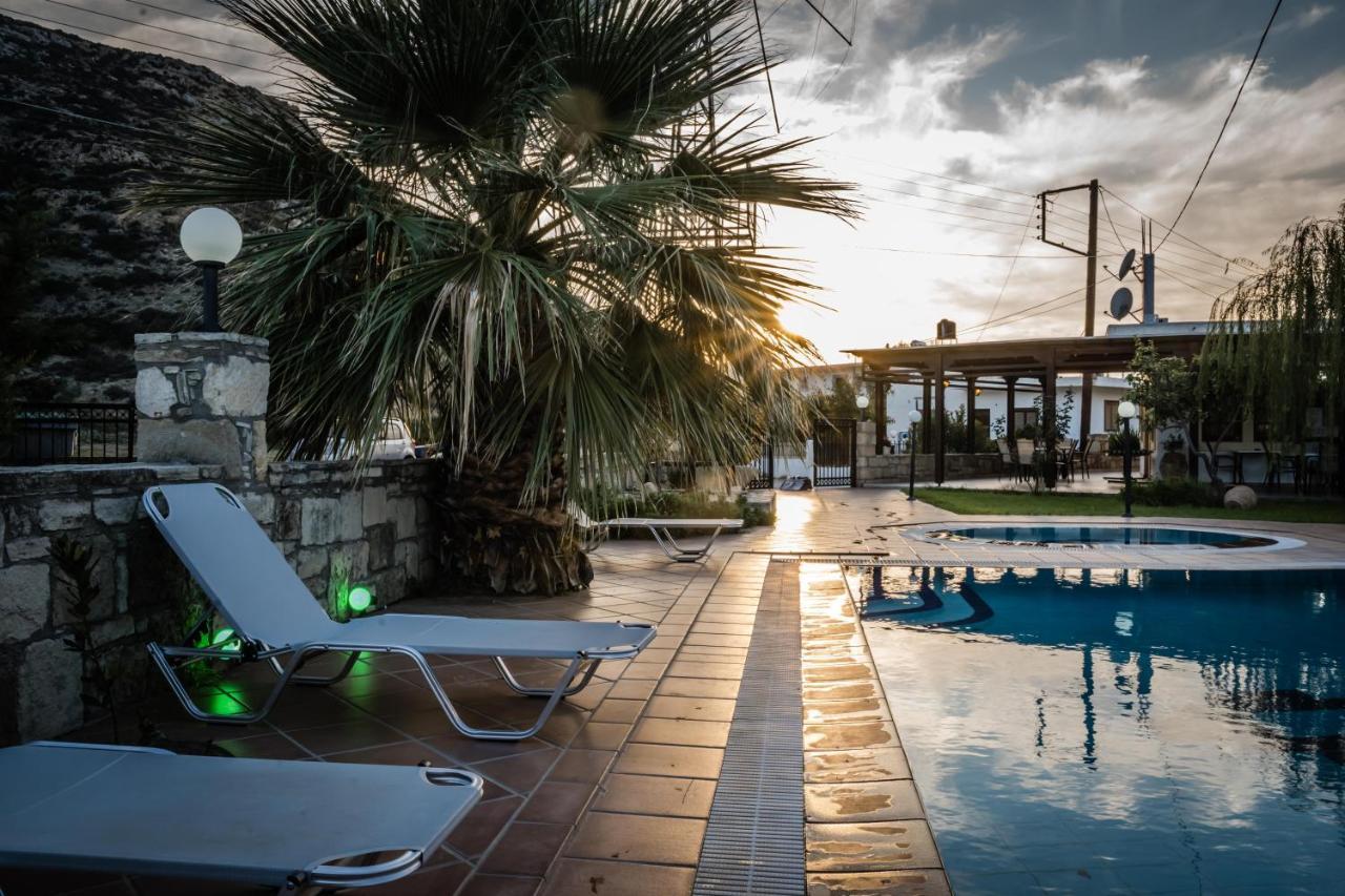 Dimitris Villa Hotel Μάταλα Εξωτερικό φωτογραφία